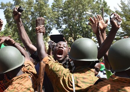 Cận vệ Tổng thống Burkina Faso điều hành đất nước ảnh 1